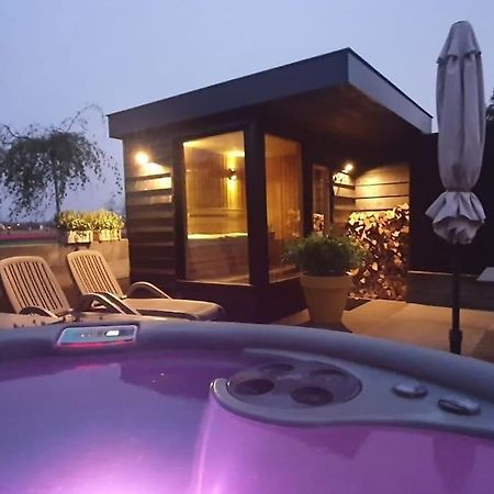 Wellness Lodge Ruigenhoek 13A - Sauna, Jacuzzi ! De Zilk 외부 사진